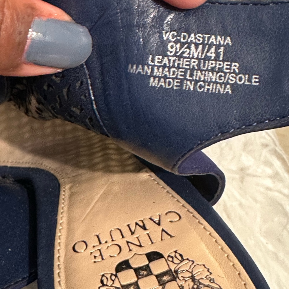 Vince Camuto Perforated Leather
Sandals - Dastana Size 9.5 Blue Suede - Picture 7 of 11